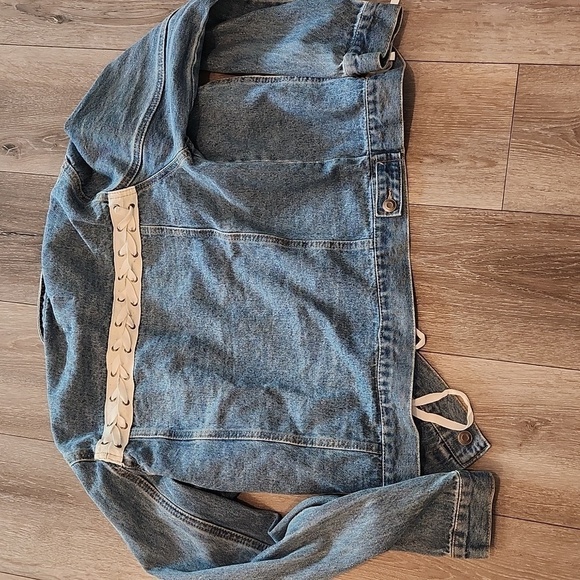 Love Tree Denim Jacket - Picture 4 of 4